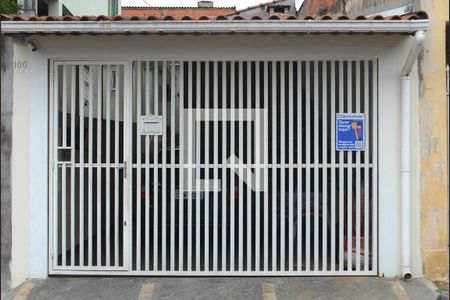 Casa para alugar com 116m², 3 quartos e 2 vagas Casa para alugar com 116m², 3 quartos e 2 vagasFachada