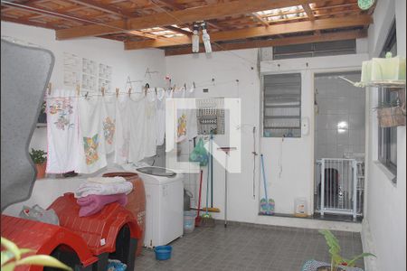 Casa para alugar com 116m², 3 quartos e 2 vagas Casa para alugar com 116m², 3 quartos e 2 vagasÁrea de Serviço