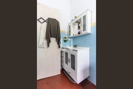 Casa à venda com 160m², 3 quartos e 3 vagas Casa à venda com 160m², 3 quartos e 3 vagasBanheiro