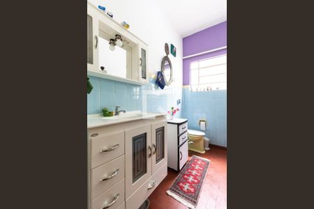 Casa à venda com 160m², 3 quartos e 3 vagas Casa à venda com 160m², 3 quartos e 3 vagasBanheiro