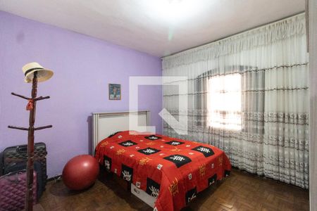 Casa à venda com 160m², 3 quartos e 3 vagas Casa à venda com 160m², 3 quartos e 3 vagasQuarto 2