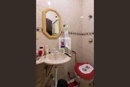 Casa à venda com 125m², 2 quartos e 2 vagasBanheiro