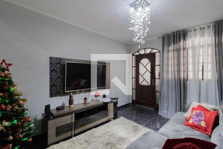 Casa à venda com 125m², 2 quartos e 2 vagasSala