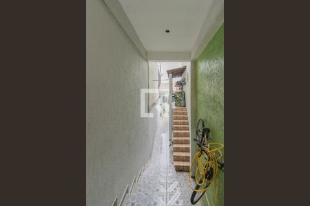 Casa à venda com 125m², 2 quartos e 2 vagasCorredor Lateral