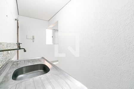 Cozinha de apartamento para alugar com 1 quarto, 30m² em Alto do Pari, São Paulo