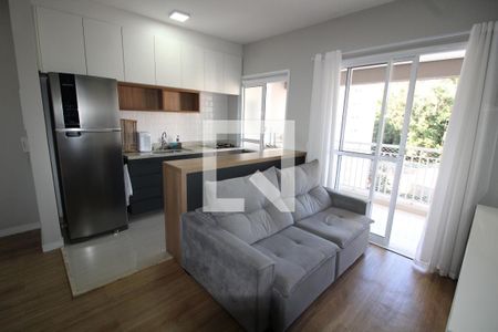 Sala/Cozinha de apartamento para alugar com 1 quarto, 40m² em Vila Prudente, São Paulo
