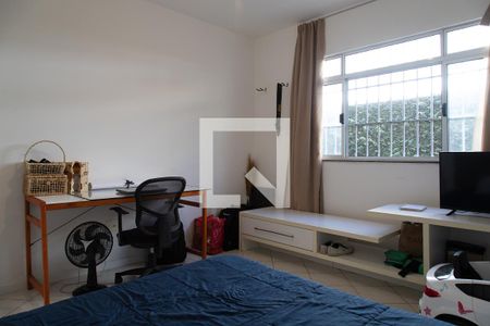 Quarto 1 de casa de condomínio para alugar com 5 quartos, 560m² em Vargem Pequena, Rio de Janeiro