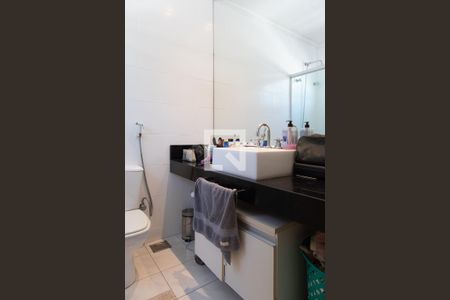 Casa de condomínio à venda com 560m², 5 quartos e 3 vagasBanheiro da suíte 2