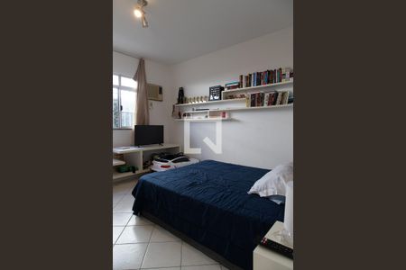 Casa de condomínio à venda com 560m², 5 quartos e 3 vagasQuarto 1