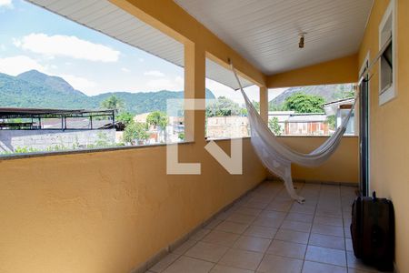 Casa de condomínio à venda com 560m², 5 quartos e 3 vagasVaranda da suíte 1 e 2 