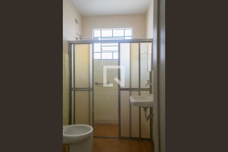 Casa para alugar com 170m², 3 quartos e sem vaga Casa para alugar com 170m², 3 quartos e sem vagaBanheiro