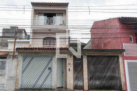 Casa à venda com 160m², 2 quartos e 2 vagasFachada