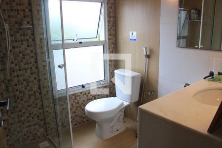 Apartamento à venda com 300m², 4 quartos e 3 vagasBanheiro da Suíte 3