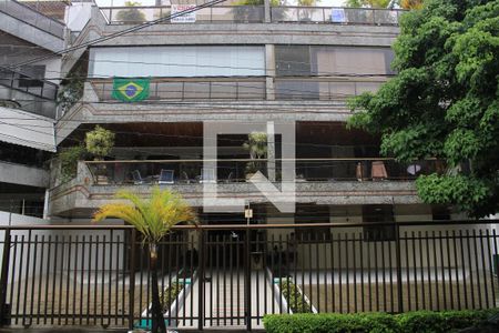 Apartamento à venda com 300m², 4 quartos e 3 vagasFachada do Prédio