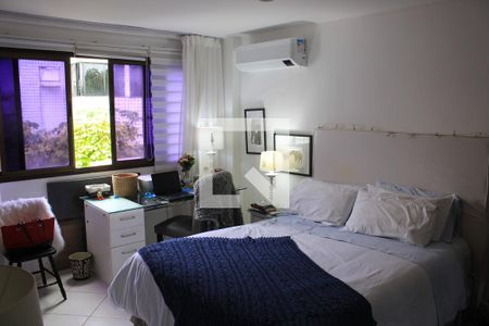 Apartamento à venda com 300m², 4 quartos e 3 vagasSuíte 1