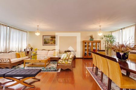 Apartamento para alugar com 4 quartos, 275m² em Indianópolis, São Paulo