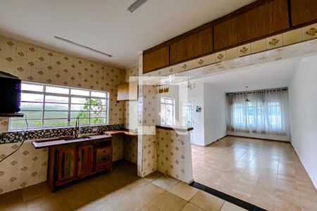 Casa à venda com 140m², 3 quartos e 2 vagasCozinha