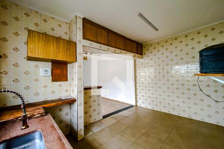 Casa à venda com 140m², 3 quartos e 2 vagasCozinha