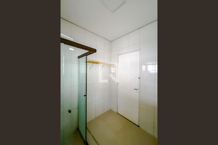 Casa à venda com 140m², 3 quartos e 2 vagasBanheiro