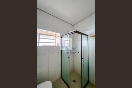 Casa à venda com 140m², 3 quartos e 2 vagasBanheiro