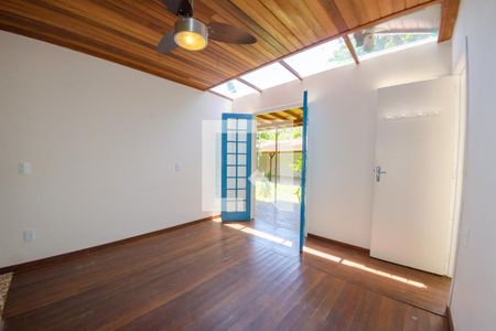 Suíte de casa para alugar com 3 quartos, 130m² em Campeche, Florianópolis