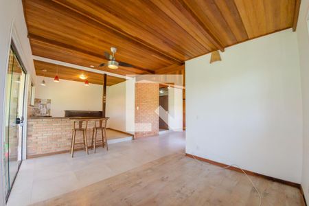 Sala de casa para alugar com 3 quartos, 130m² em Campeche, Florianópolis