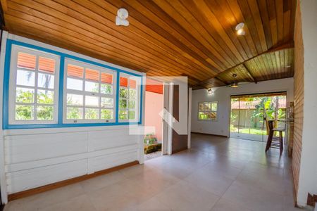 Sala de casa para alugar com 3 quartos, 130m² em Campeche, Florianópolis