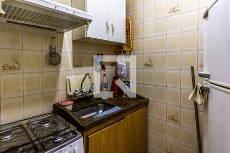 Cozinha de apartamento à venda com 1 quarto, 30m² em República, São Paulo