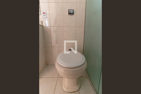 Apartamento à venda com 72m², 2 quartos e 1 vagaBanheiro Social