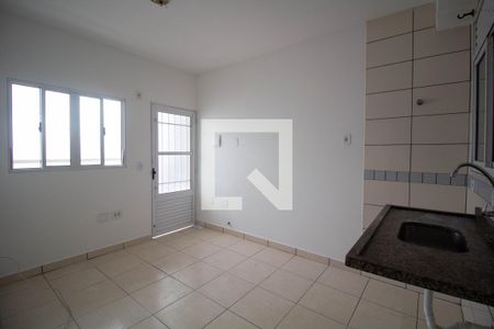 Apartamento para alugar com 42m², 2 quartos e sem vaga Apartamento para alugar com 42m², 2 quartos e sem vagaSala/Cozinha