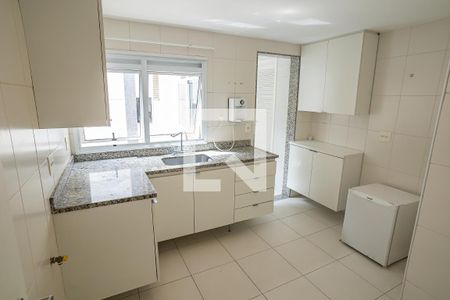 Apartamento para alugar com 225m², 4 quartos e 3 vagasCozinha
