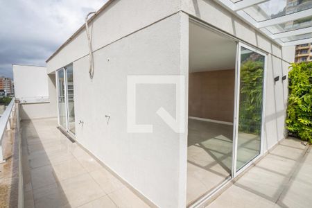 Apartamento para alugar com 225m², 4 quartos e 3 vagasCobertura