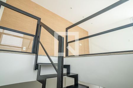 Apartamento para alugar com 225m², 4 quartos e 3 vagasEscada