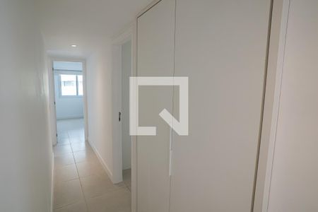Apartamento para alugar com 225m², 4 quartos e 3 vagasCorredor