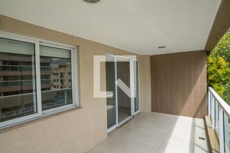 Apartamento para alugar com 225m², 4 quartos e 3 vagasVaranda