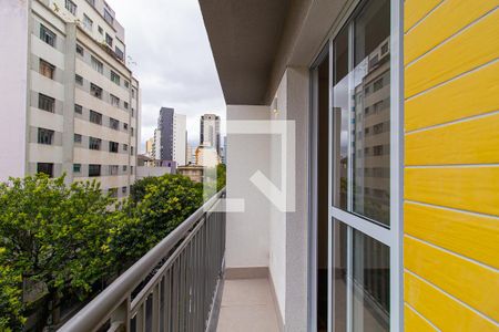 Studio para alugar com 28m², 1 quarto e sem vaga Studio para alugar com 28m², 1 quarto e sem vagaSacada