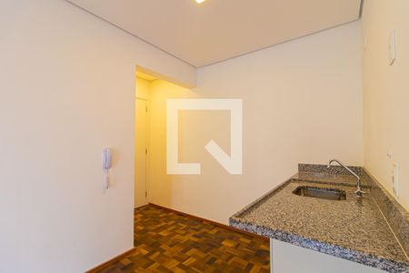 Studio para alugar com 28m², 1 quarto e sem vaga Studio para alugar com 28m², 1 quarto e sem vagaCozinha