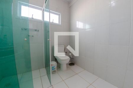 Casa para alugar com 450m², 5 quartos e 8 vagasBanheiro da suíte 4