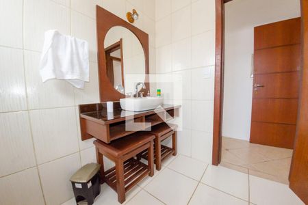 Casa para alugar com 450m², 5 quartos e 8 vagasBanheiro da suíte 2