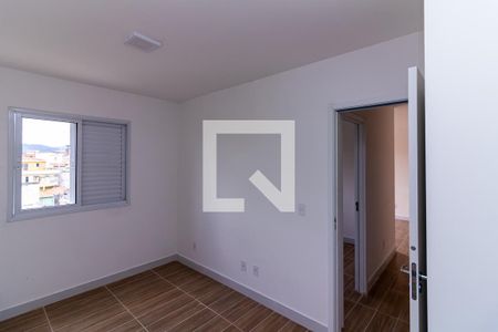 Quarto 1 de apartamento para alugar com 2 quartos, 50m² em Vila Pita, São Paulo