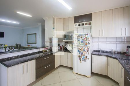 Casa à venda com 540m², 7 quartos e 3 vagas Casa à venda com 540m², 7 quartos e 3 vagasCozinha
