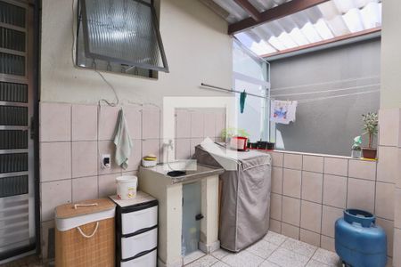 Casa à venda com 127m², 2 quartos e 1 vagaLavanderia