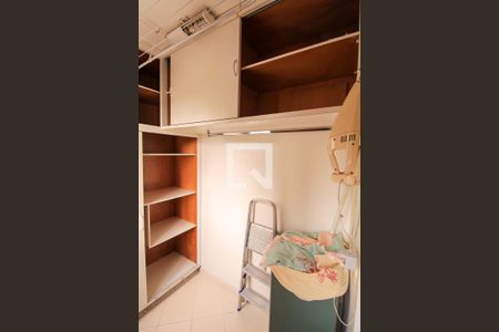 Apartamento à venda com 80m², 2 quartos e 1 vagaÁrea de Serviço