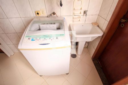 Apartamento à venda com 80m², 2 quartos e 1 vagaÁrea de Serviço