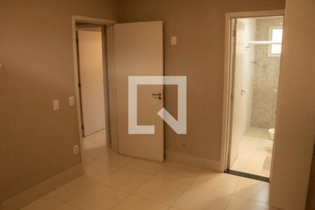Suíte de apartamento para alugar com 2 quartos, 55m² em Shopping Park, Uberlândia