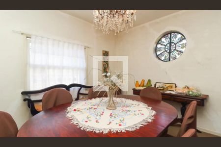 Casa à venda com 3 quartos, 300m² em Boaçava, São Paulo