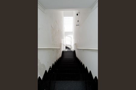 Studio para alugar com 35m², 1 quarto e sem vagaEscada de Entrada 