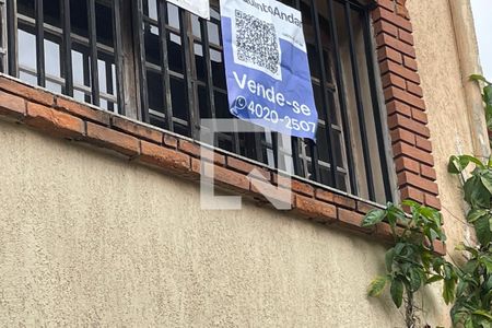 Casa à venda com 180m², 4 quartos e 3 vagasFachada