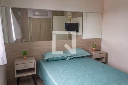 Quarto 1  de apartamento para alugar com 2 quartos, 55m² em Parque Enseada, Guarujá