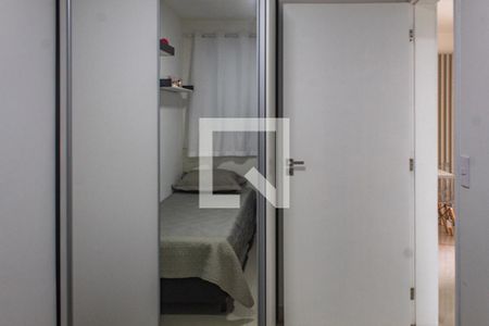Quarto 2 de apartamento para alugar com 2 quartos, 55m² em Parque Enseada, Guarujá